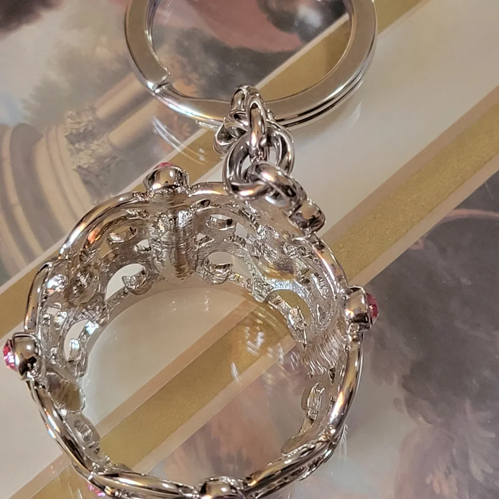 Crown Key Chain - Picture 3 of 5